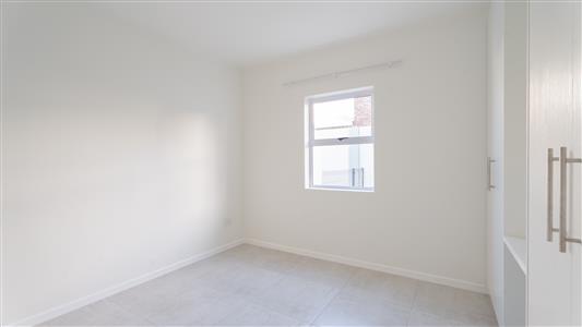 Apartment Unavailable in Honeydew Country Estate, Paarl North, Paarl, Western Cape - M127536