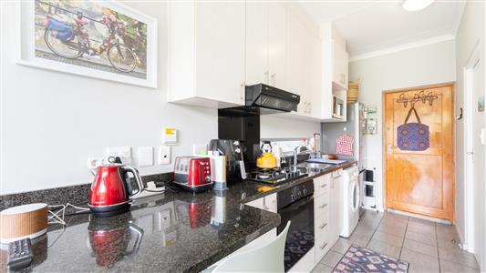 Apartment Unavailable in Stellenbosch Central, Stellenbosch, Western Cape - M127563