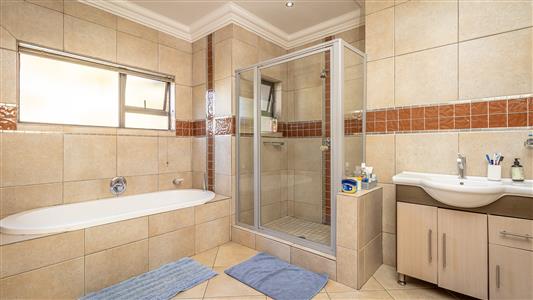 House For Sale in Midstream Estate, Centurion, Gauteng - M127564