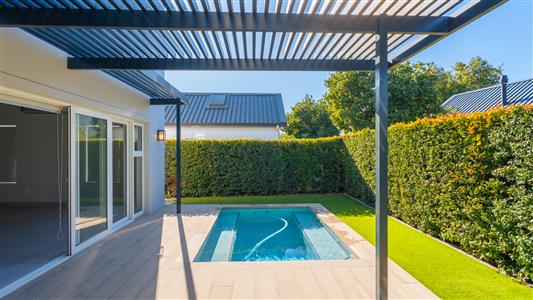 House To Rent in Val de Vie Estate, Paarl, Western Cape - M128664