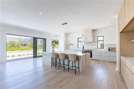 House For Sale in Val de Vie Estate, Paarl, Western Cape - M122553