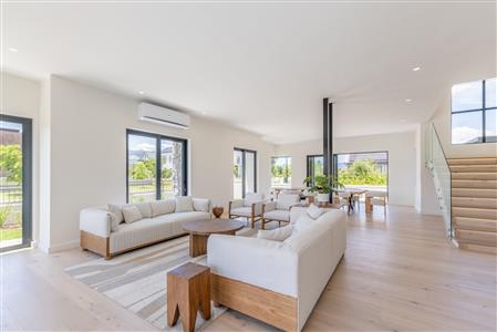 House For Sale in Val de Vie Estate, Paarl, Western Cape - M122553