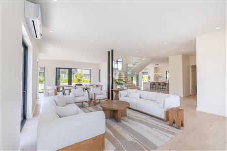House For Sale in Val de Vie Estate, Paarl, Western Cape - M122553