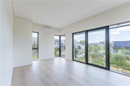 House To Rent in Val de Vie Estate, Paarl, Western Cape - M124829