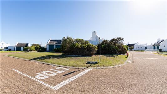 House For Sale in Struisbaai, Western Cape - M128698