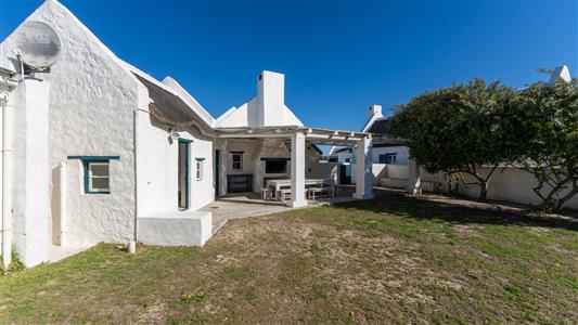 House For Sale in Struisbaai, Western Cape - M128698