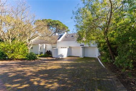 House For Sale in Zevenwacht Farm Village, Kuils River, Western Cape - M128708
