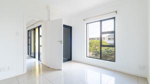 Luxury Coastal Living in Secure uMhlanga Ridge - M128760