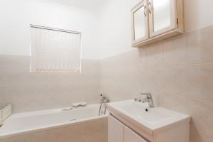 Just Listed – Charming 3-Bedroom Townhouse in Secure Estate! - M128751