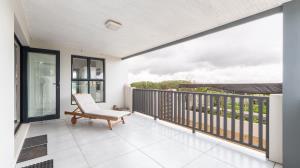 PRIME SMALLHOLDING FOR SALE IN OLIFANTSKOP ESTATE — EXCEPTIONAL VERSATILITY & INVESTMENT POTENTIAL - M128770