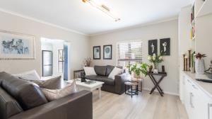 PRIME SMALLHOLDING FOR SALE IN OLIFANTSKOP ESTATE — EXCEPTIONAL VERSATILITY & INVESTMENT POTENTIAL - M128770