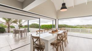 PRIME SMALLHOLDING FOR SALE IN OLIFANTSKOP ESTATE — EXCEPTIONAL VERSATILITY & INVESTMENT POTENTIAL - M128770