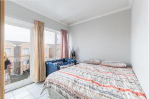 Two Bedroom Apartment in Strand - M128764