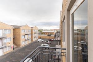 Two Bedroom Apartment in Strand - M128764