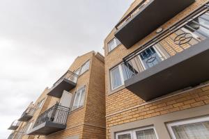 Two Bedroom Apartment in Strand - M128764