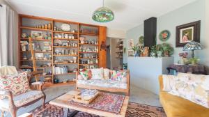 Exclusive Mandate on this well-located property in beautiful Betty