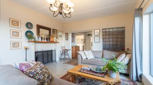 Exclusive Mandate on this well-located property in beautiful Betty