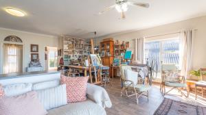 Exclusive Mandate on this well-located property in beautiful Betty