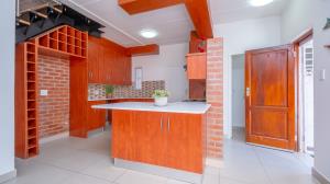 Exceptional 3-bedroom family home - M128766